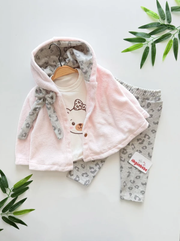 Leogirl Ayıcık Desenli Sweatli Pelerinli 3’lü Takım
