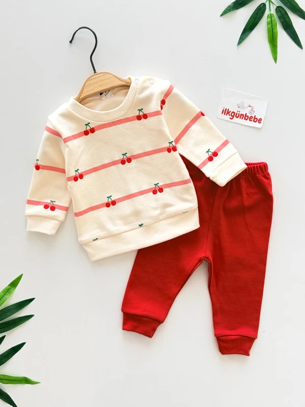 Cherry Desenli Yumuşacık Mevsimlik Takım
